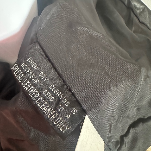 Vtg Chia Black Leather Jacket for Women Cropped L - Picture 4 of 7